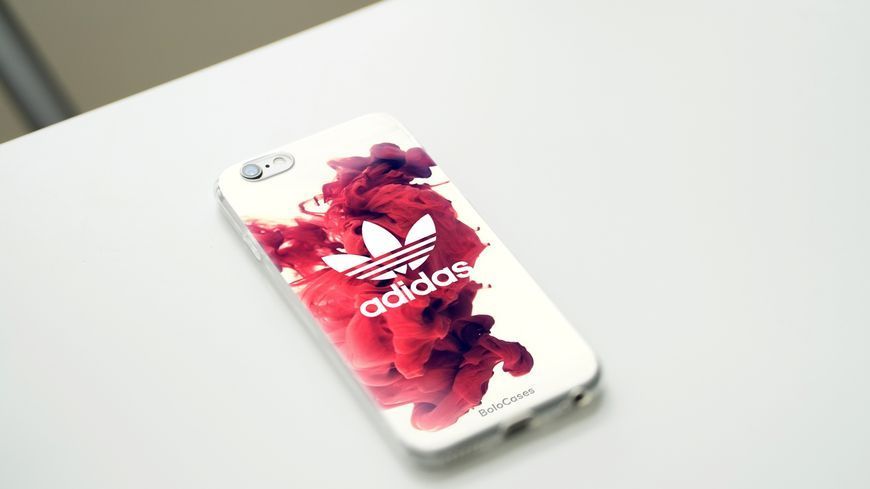 Чохол для iPhone Червона фарба з логотипом Adidas 25952 фото