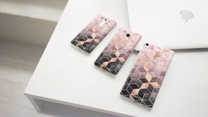 Чехол для iPhone Графика розово-черных кубов с золотом 30176 фото